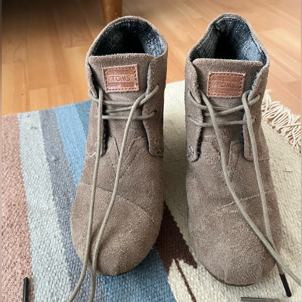 Tom’s wedges